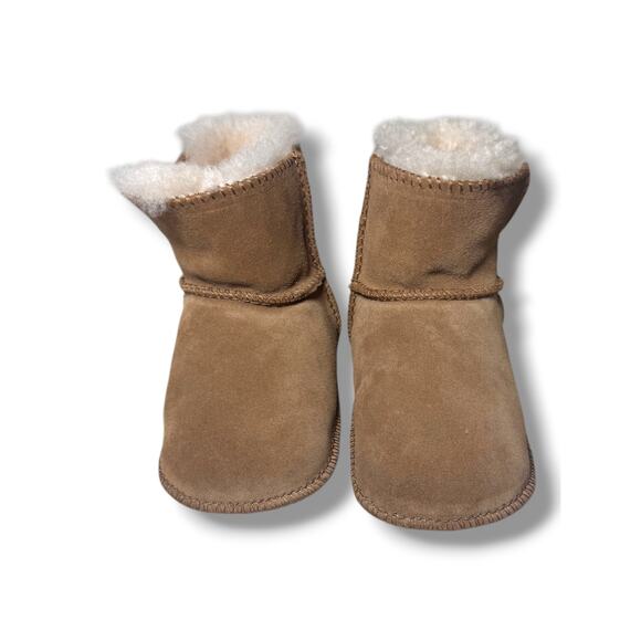UGG Australia Erin Baby Booties Size M Infant Shearling Boots Chestnut Suede Fur - Picture 1 of 6